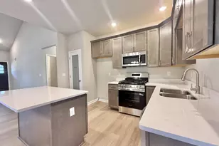 2101 W Conde St, Janesville, WI 53546 - Photo 9