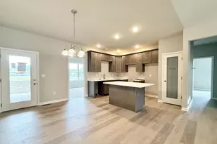 2107 W Conde St, Janesville, WI 53546 - Photo 3