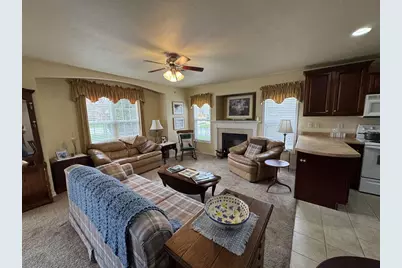 2825 Holiday Drive, Janesville, WI 53545 - Photo 3