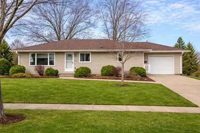 937 Hillside Drive, Jefferson, WI 53549 - Photo 1