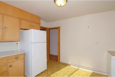 937 Hillside Drive, Jefferson, WI 53549 - Photo 11