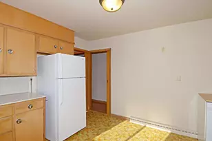 937 Hillside Dr, Jefferson, WI 53549 - Photo 11