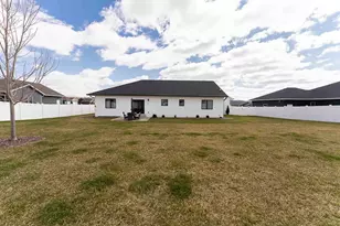 1230 Crockett Dr, Holmen, WI 54636 - Photo 67