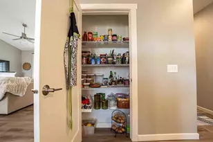 1230 Crockett Dr, Holmen, WI 54636 - Photo 19