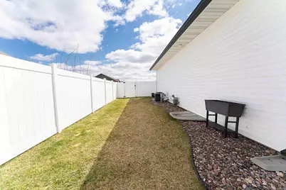 1230 Crockett Drive, Holmen, WI 54636 - Photo 69