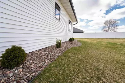 1230 Crockett Drive, Holmen, WI 54636 - Photo 73