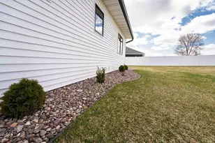 1230 Crockett Dr, Holmen, WI 54636 - Photo 73
