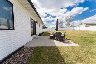 1230 Crockett Dr, Holmen, WI 54636 - Photo 65