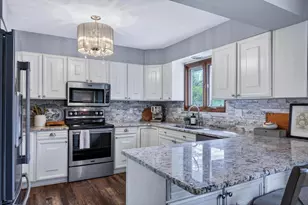 183 Greenhill Cir, Milton, WI 53563 - Photo 23