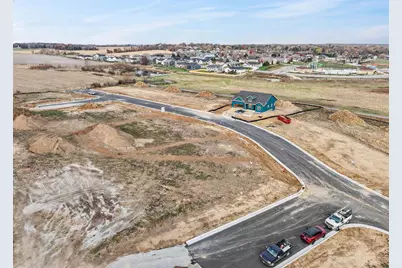 810 Morgan Drive, Janesville, WI 53536 - Photo 7