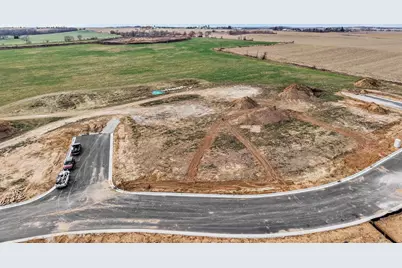 810 Morgan Drive, Janesville, WI 53536 - Photo 3