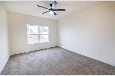 209 Stonehill Court, Ripon, WI 54971 - Photo 5