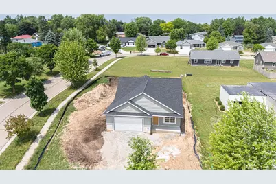 336 Sandmar Drive, Ripon, WI 54971 - Photo 3