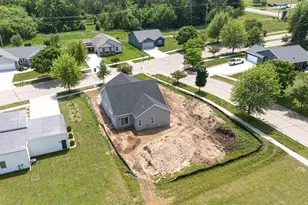 336 Sandmar Dr, Ripon, WI 54971 - Photo 5
