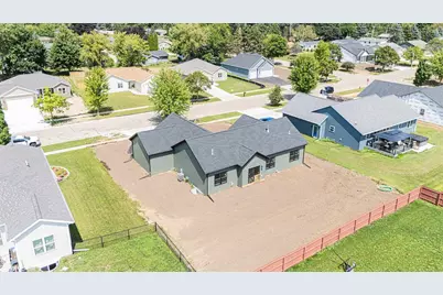 425 Village Lane, Ripon, WI 54971 - Photo 5