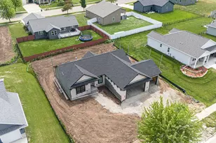 425 Village Ln, Ripon, WI 54971 - Photo 3