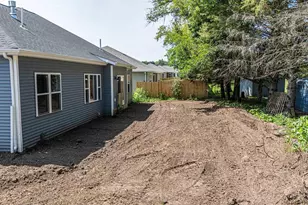 442 Village Ln, Ripon, WI 54971 - Photo 13