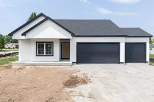 504 Village Ln, Ripon, WI 54971 - Photo 1