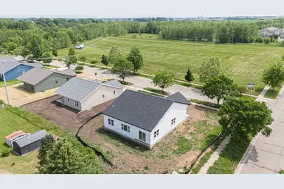 504 Village Lane, Ripon, WI 54971 - Photo 3