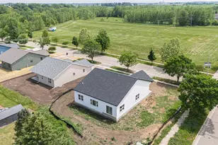 504 Village Ln, Ripon, WI 54971 - Photo 3
