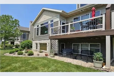 440 Grandview Drive, Waunakee, WI 53597 - Photo 3