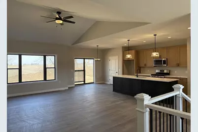 333 Drumlin Loop, Ripon, WI 54971 - Photo 3