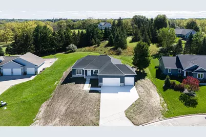 333 Drumlin Loop, Ripon, WI 54971 - Photo 3