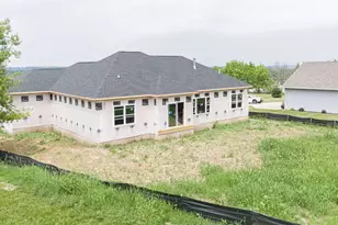 333 Drumlin Loop, Ripon, WI 54971 - Photo 5