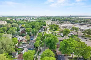 2105 E Johnson St, Madison, WI 53704 - Photo 37