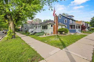 2105 E Johnson St, Madison, WI 53704 - Photo 3