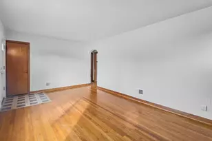2105 E Johnson St, Madison, WI 53704 - Photo 9