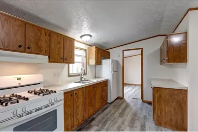 3014 Wilson Street #307, Menomonie, WI 54751 - Photo 7