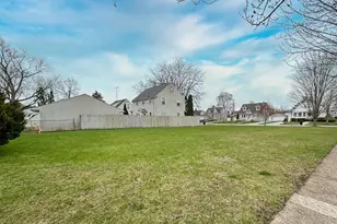 832 Cornelia St, Janesville, WI 53545 - Photo 1