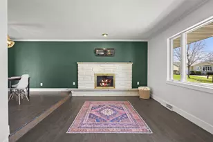 1145 Werner Ct, Sun Prairie, WI 53590 - Photo 3