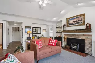 W10126 Schiefelbein Rd, Poynette, WI 53955 - Photo 15