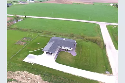N6320 Psalms Way, Albany, WI 53502 - Photo 61