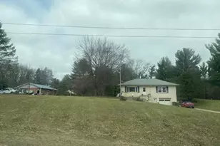 E10368 Xanadu Rd, Delton, WI 53965 - Photo 7