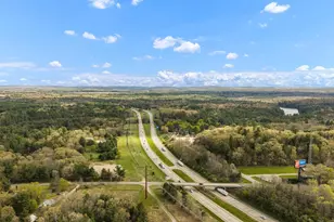 E10368 Xanadu Rd, Wisconsin Dells, WI 53965 - Photo 5