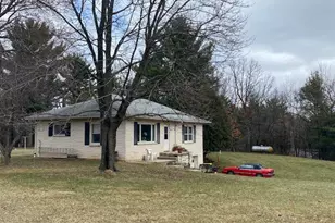 E10368 Xanadu Rd, Delton, WI 53965 - Photo 5