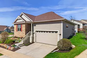 9801 Hawks Nest Dr, Verona, WI 53593 - Photo 3