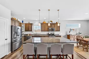 9801 Hawks Nest Dr, Verona, WI 53593 - Photo 7