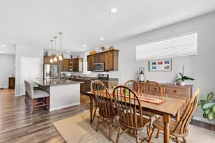 9801 Hawks Nest Dr, Verona, WI 53593 - Photo 13