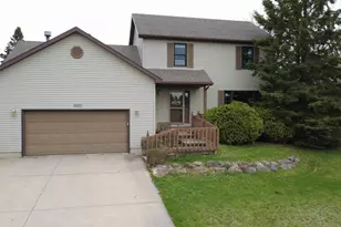 6892 Moonlight Cir, Sun Prairie, WI 53590 - Photo 1
