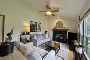 6892 Moonlight Cir, Sun Prairie, WI 53590 - Photo 17