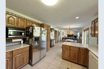 6892 Moon Light Circle, Sun Prairie, WI 53590 - Photo 7