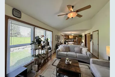 6892 Moon Light Circle, Sun Prairie, WI 53590 - Photo 19