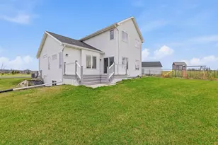 N6329 Tradewinds Cir, Beaver Dam, WI 53916 - Photo 39