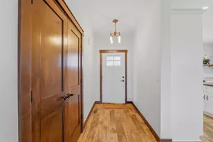 N6329 Tradewinds Cir, Beaver Dam, WI 53916 - Photo 17