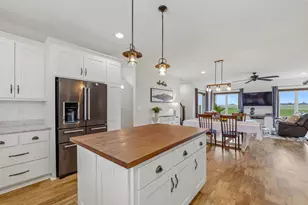 N6329 Tradewinds Cir, Beaver Dam, WI 53916 - Photo 5
