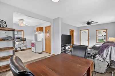 852 Johnson Street, Beloit, WI 53511 - Photo 19